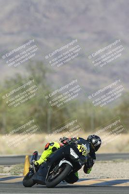 media/Oct-30-2025-Racers Edge (Thu) [[dabbdaf680]]/3-B Group/Session 5 (Turn 6)/